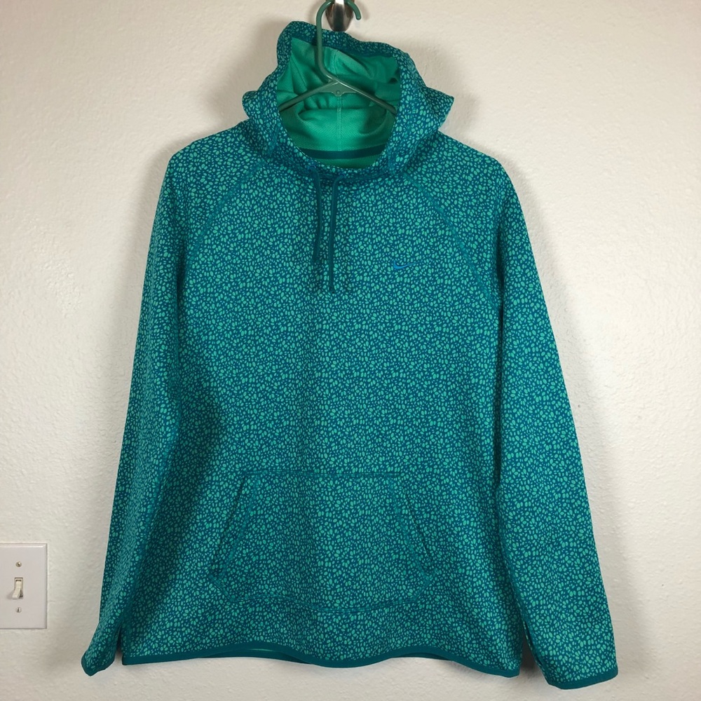 Nike Therma-Fit  hoodie large